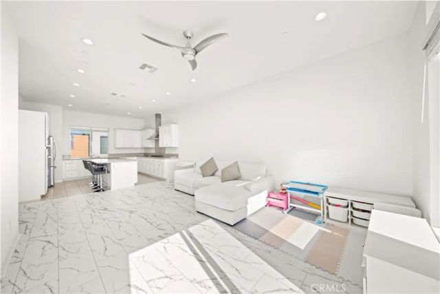 104 Keeper, Irvine, CA 92618
