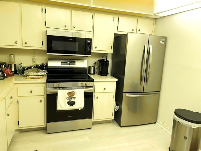 1902 Bermuda Cir G2, Coconut Creek, FL 33066