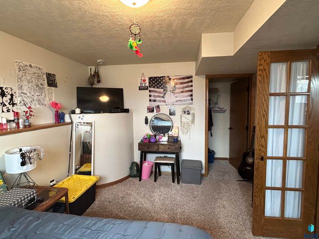 27180 468th Ave Avenue, Tea, SD 57064