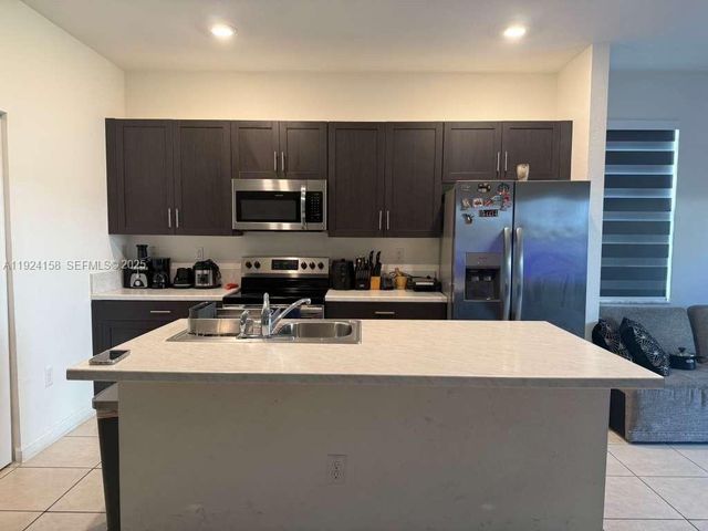 25253 SW 107th Ct 25253, Homestead, FL 33032