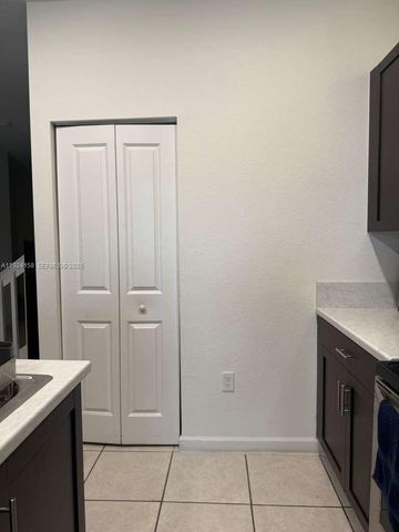 25253 SW 107th Ct 25253, Homestead, FL 33032