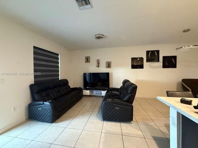 25253 SW 107th Ct 25253, Homestead, FL 33032