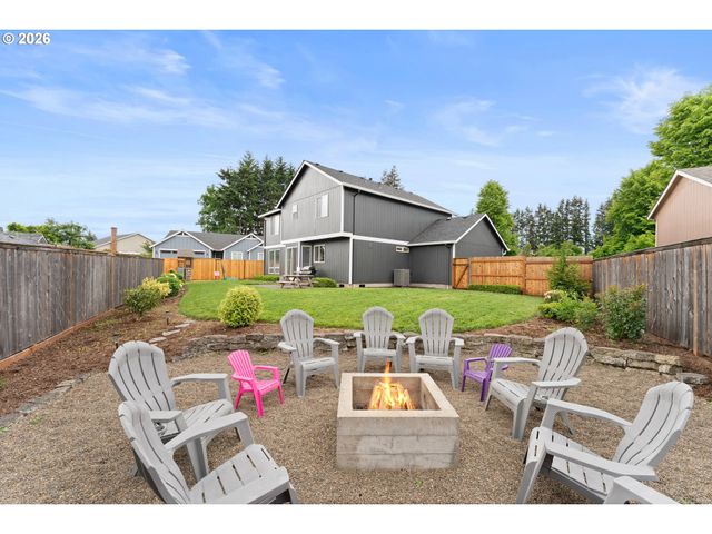 12717 ROMAN Ct, Oregon City, OR 97045