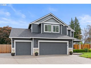 12717 ROMAN Ct, Oregon City, OR 97045