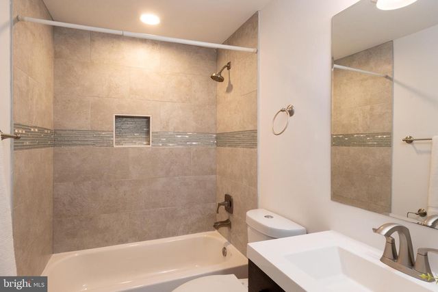 12111 WINDBROOK DR, Clinton, MD 20735