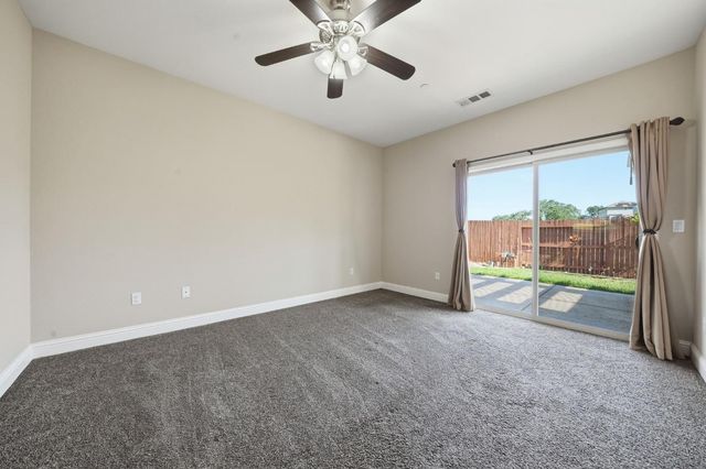 130 Golden Leaf Ct, Valley Springs, CA 95252