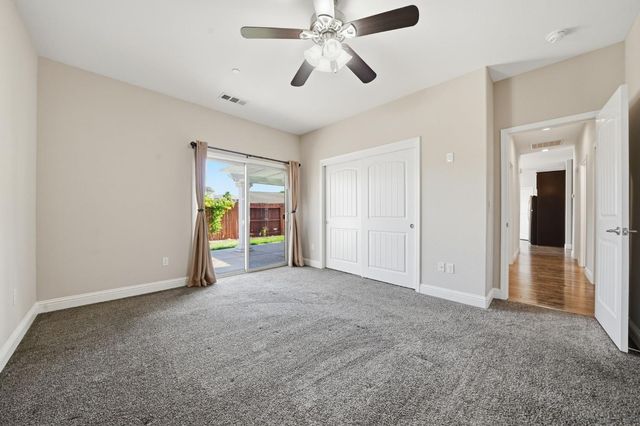 130 Golden Leaf Ct, Valley Springs, CA 95252