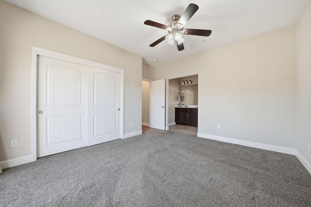 130 Golden Leaf Ct, Valley Springs, CA 95252
