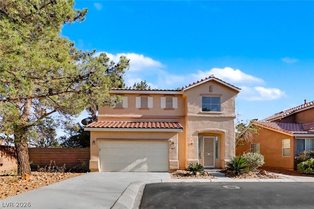 999 Whispering Grove Avenue, Las Vegas, NV 89123