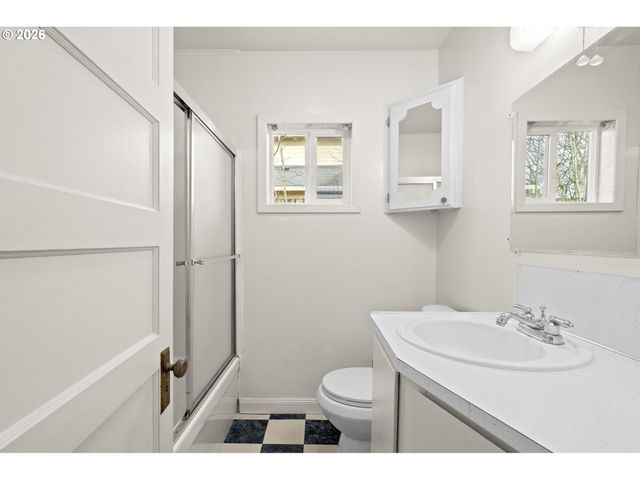 220 Nw LINCOLN St, Sheridan, OR 97378