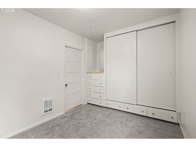 220 Nw LINCOLN St, Sheridan, OR 97378