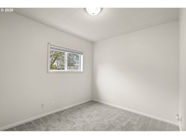 220 Nw LINCOLN St, Sheridan, OR 97378