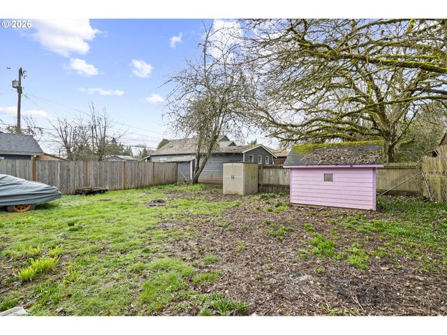 220 Nw LINCOLN St, Sheridan, OR 97378