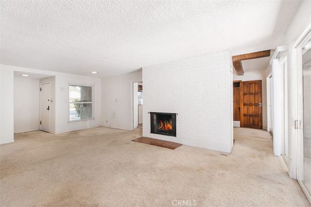 22217 Archwood, Woodland Hills, CA 91303