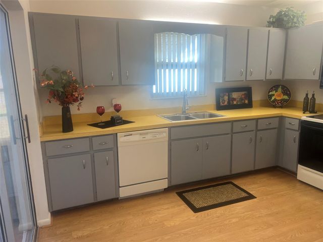 1467 SE Andrews Street, Stuart, FL 34996