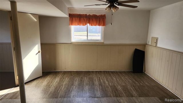 28621 Milton Avenue, Warren, MI 48092