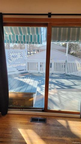 28621 Milton Avenue, Warren, MI 48092