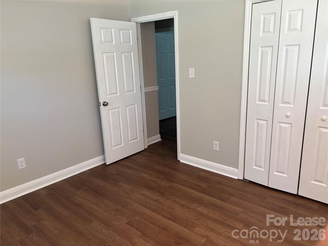 11800 Mirror Lake Drive, Charlotte, NC 28226