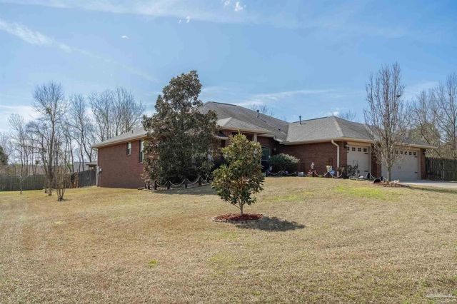 1293 Wadcutter Ct, Cantonment, FL 32533