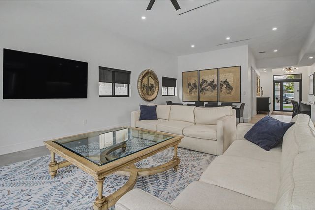 2634 SE 14th Street, Pompano Beach, FL 33062