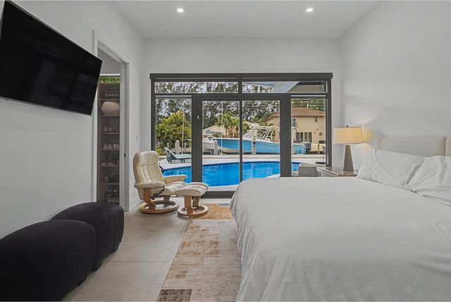 2634 SE 14th Street, Pompano Beach, FL 33062