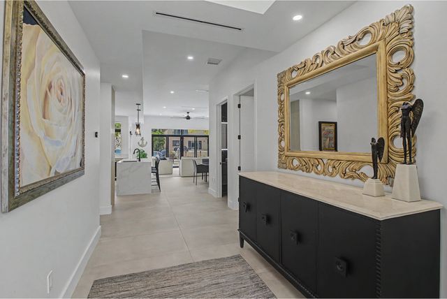 2634 SE 14th Street, Pompano Beach, FL 33062