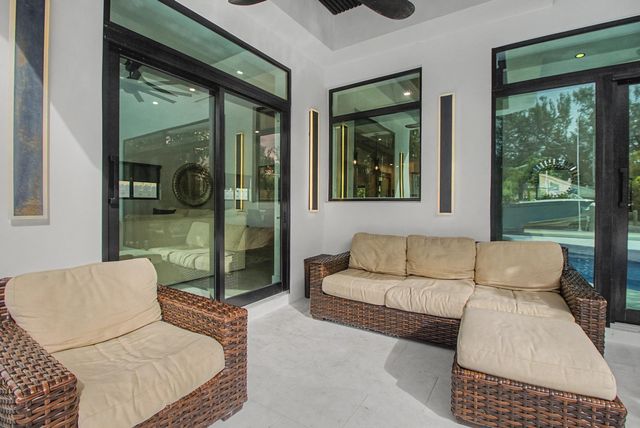 2634 SE 14th Street, Pompano Beach, FL 33062