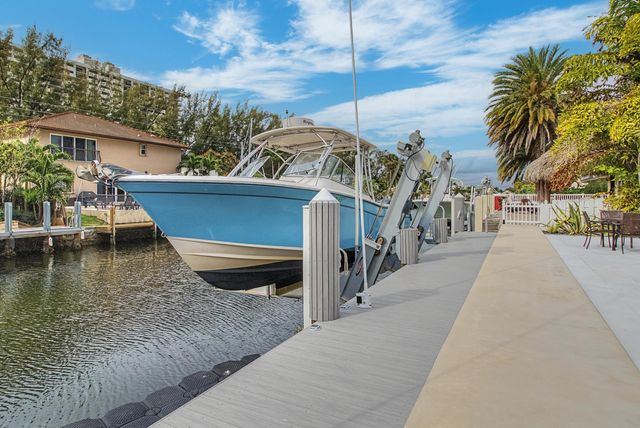 2634 SE 14th Street, Pompano Beach, FL 33062