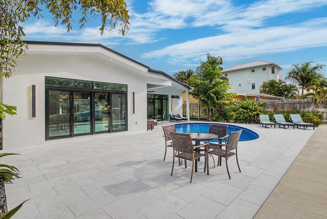 2634 SE 14th Street, Pompano Beach, FL 33062