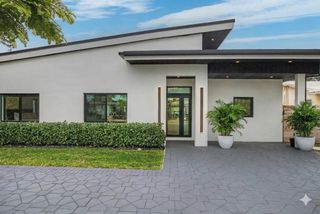 2634 SE 14th Street, Pompano Beach, FL 33062