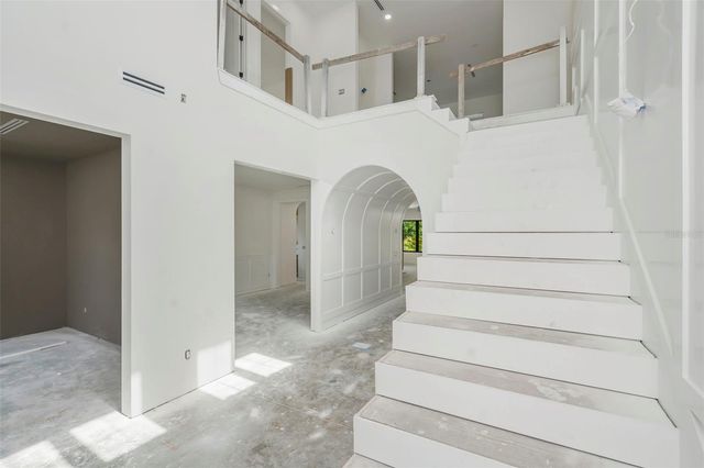 2911 W CHAPIN AVENUE, Tampa, FL 33611