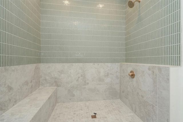2911 W CHAPIN AVENUE, Tampa, FL 33611