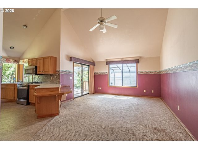 15329 Sw SUNSET Blvd, Sherwood, OR 97140