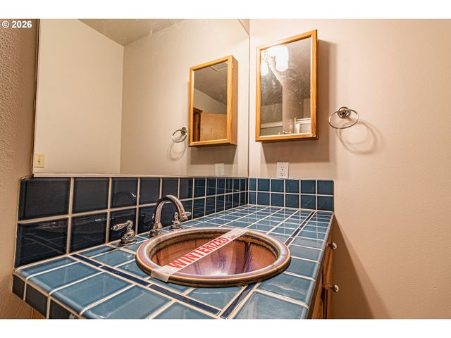 15329 Sw SUNSET Blvd, Sherwood, OR 97140