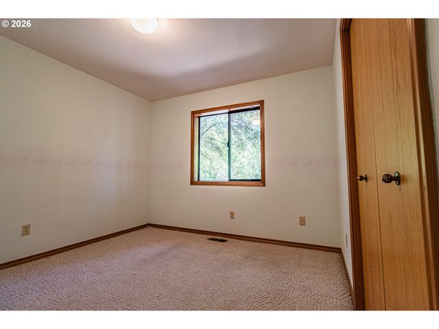 15329 Sw SUNSET Blvd, Sherwood, OR 97140