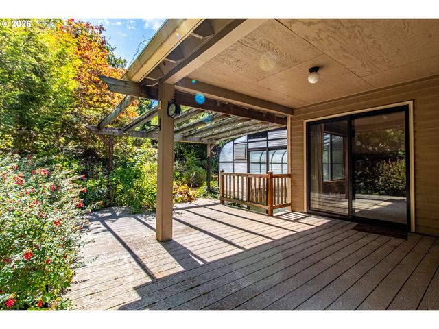 15329 Sw SUNSET Blvd, Sherwood, OR 97140