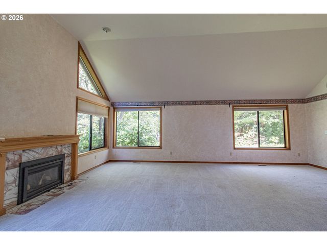 15329 Sw SUNSET Blvd, Sherwood, OR 97140