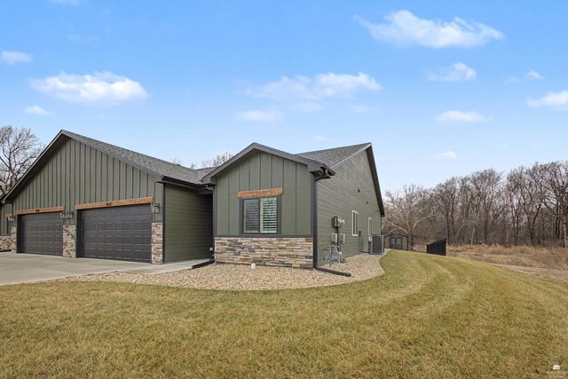 4642 Pierce Drive, Manhattan, KS 66502
