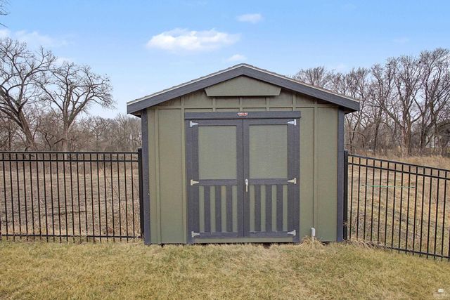 4642 Pierce Drive, Manhattan, KS 66502