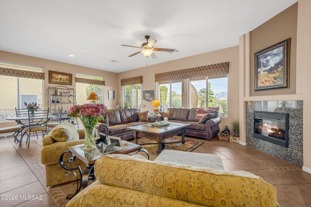 5115 W Desert Eagle Circle, Marana, AZ 85658