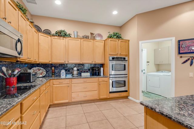 5115 W Desert Eagle Circle, Marana, AZ 85658