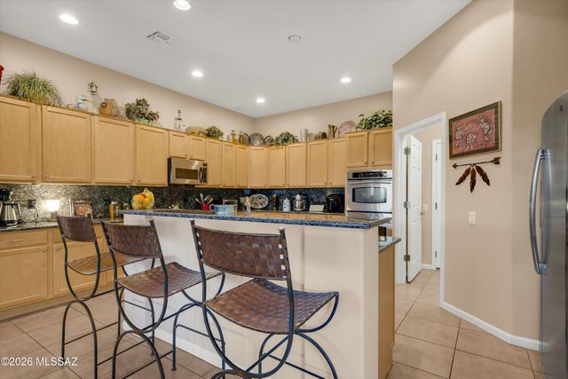 5115 W Desert Eagle Circle, Marana, AZ 85658