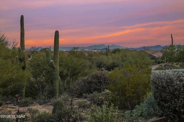 5115 W Desert Eagle Circle, Marana, AZ 85658