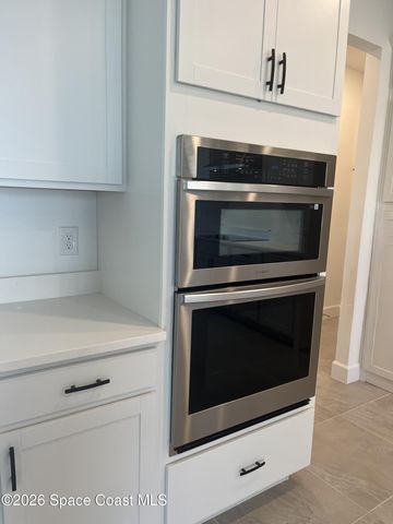 1084 Connolly Lane NE, Palm Bay, FL 32905