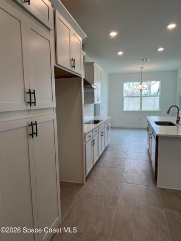 1084 Connolly Lane NE, Palm Bay, FL 32905