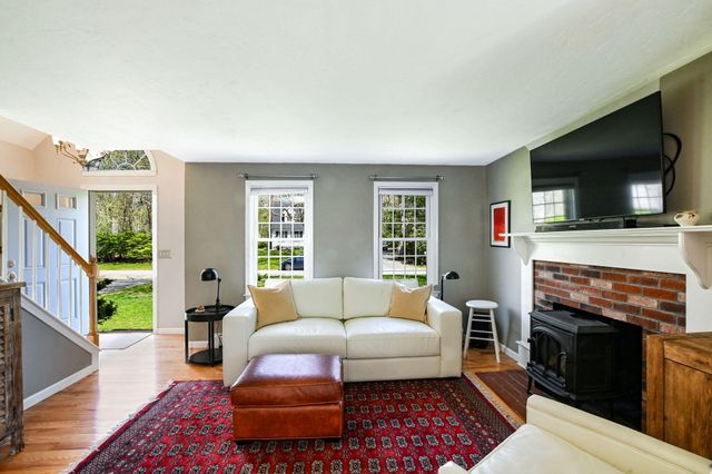 27 Dogwood Drive, Forestdale, MA 02644