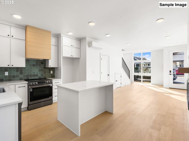 1911 Broadway St 2, Vancouver, WA 98663