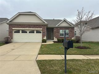 25 Sophie Drive, O'fallon, MO 63368
