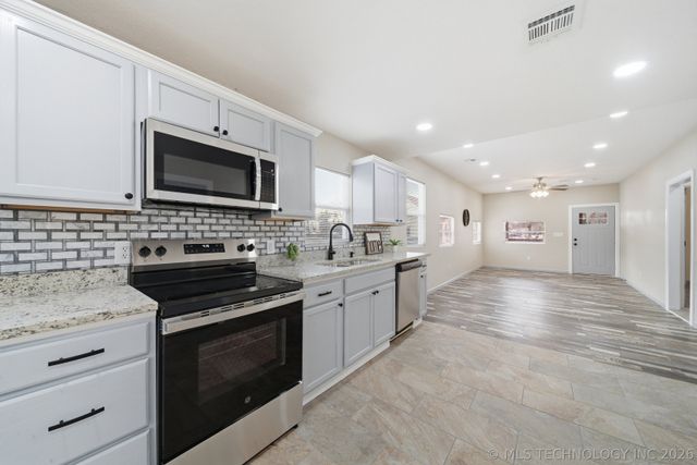 322 N 9th Street, Muskogee, OK 74401