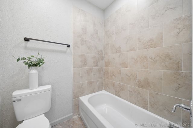 322 N 9th Street, Muskogee, OK 74401